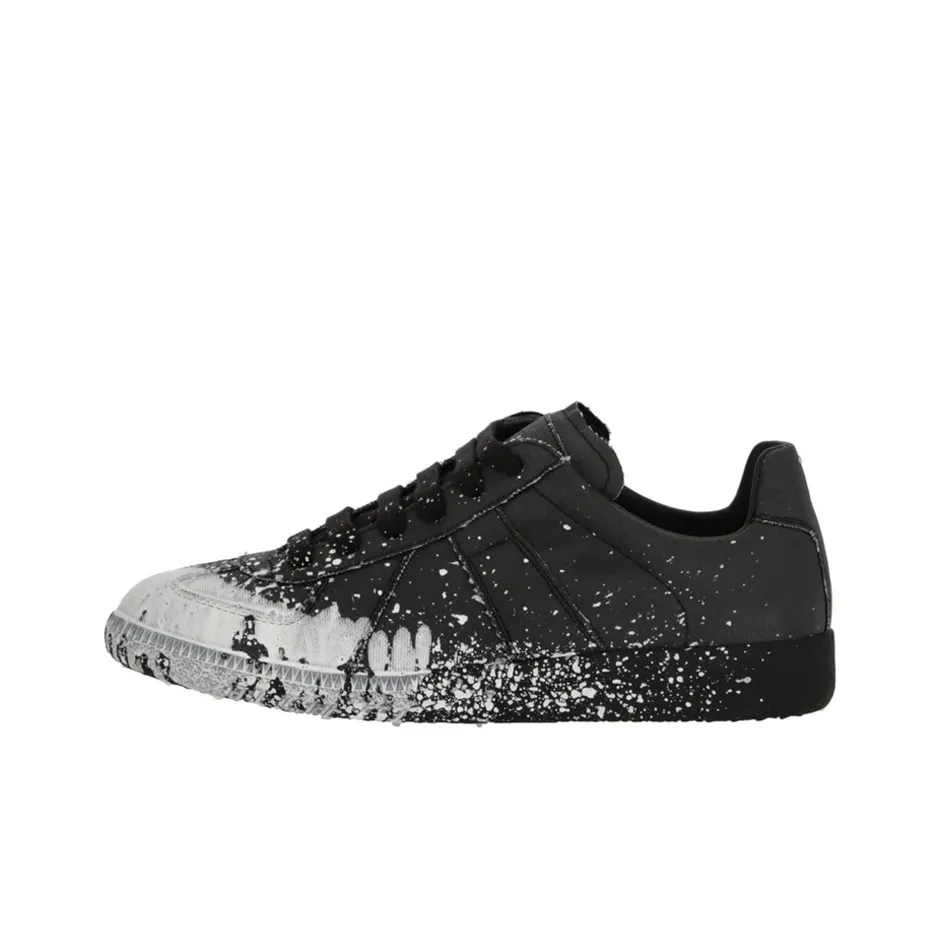 Maison Margiela Replica Low Top Skateboard Pool shoes Women's Black White