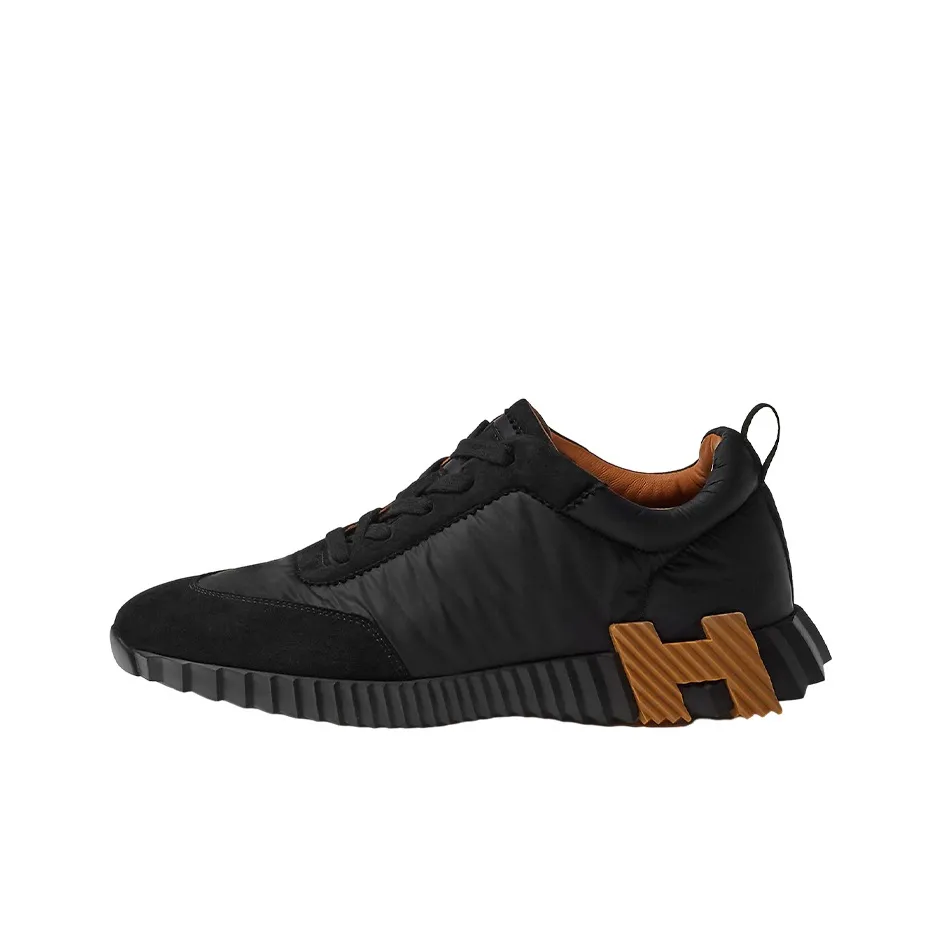 hermes evelyne Bouncing Low Top Athletic Shoes Men's Black