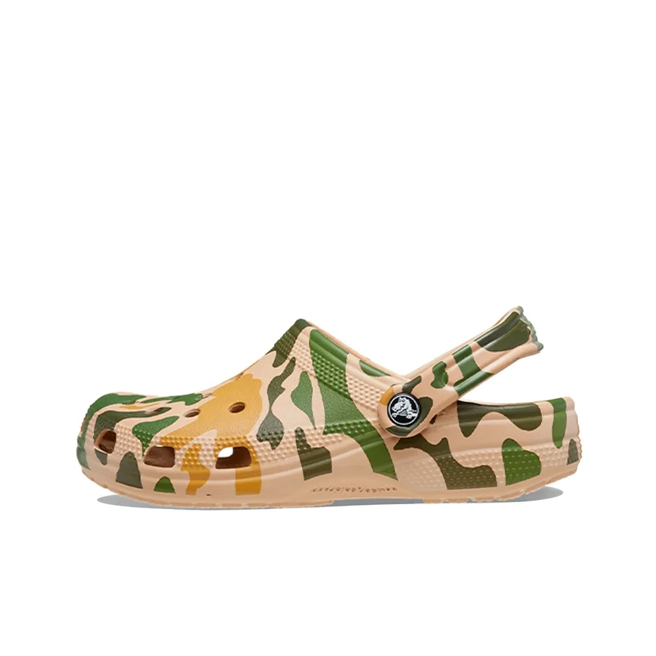 Crocs Classic Printed Camo Clog 
Khaki Green
