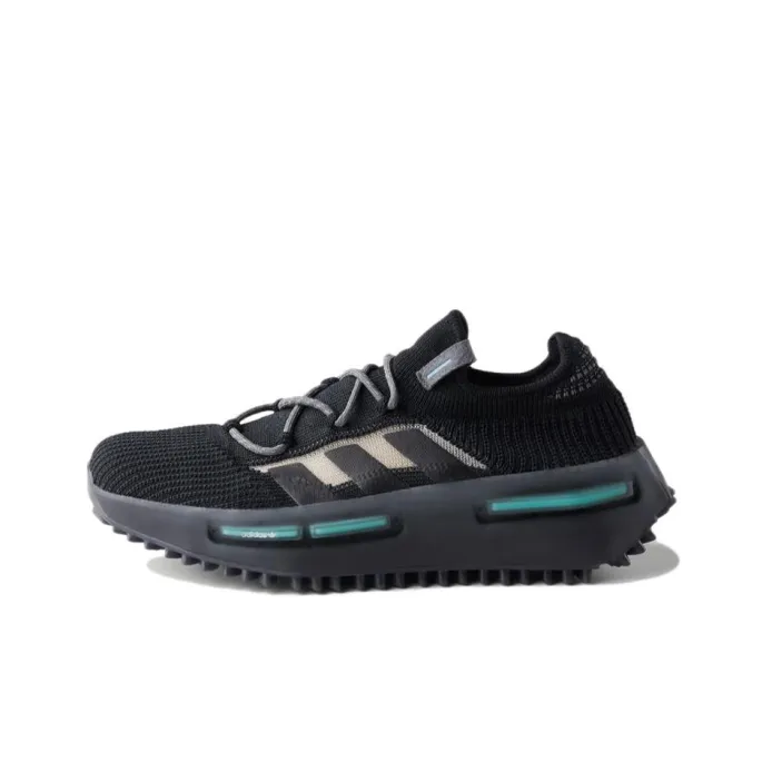 adidas gazelle silver green womens Adidas NMD XR1 Triple White main image 1