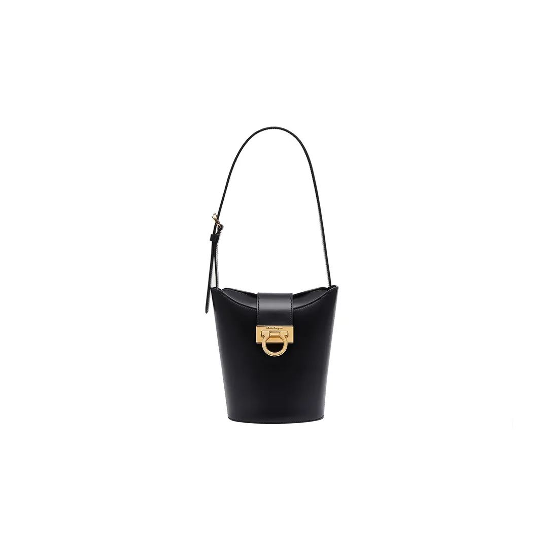 FERRAGAMO Trifolio Italian Cowhide Shoulder Bag Women's Black