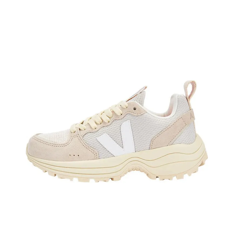 VEJA Venturi Low top Sneakers