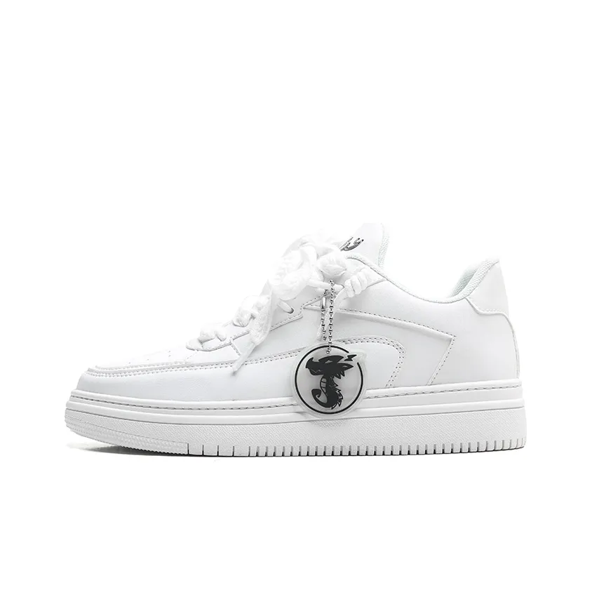 Crayon Shinchan X Jifffly Skateboard Shoes Unisex Low top White