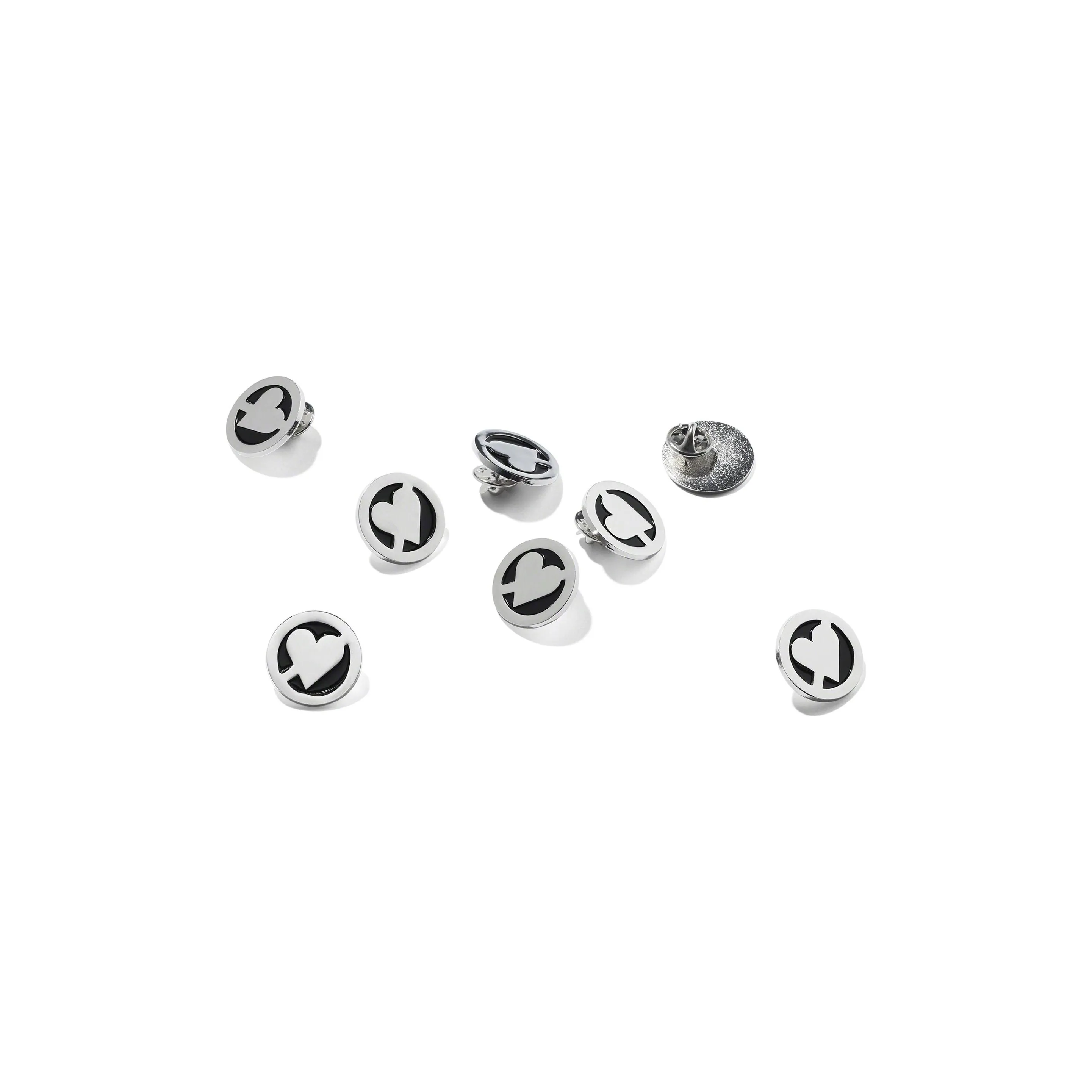 Supreme Эмаль Броши Женское Серебро