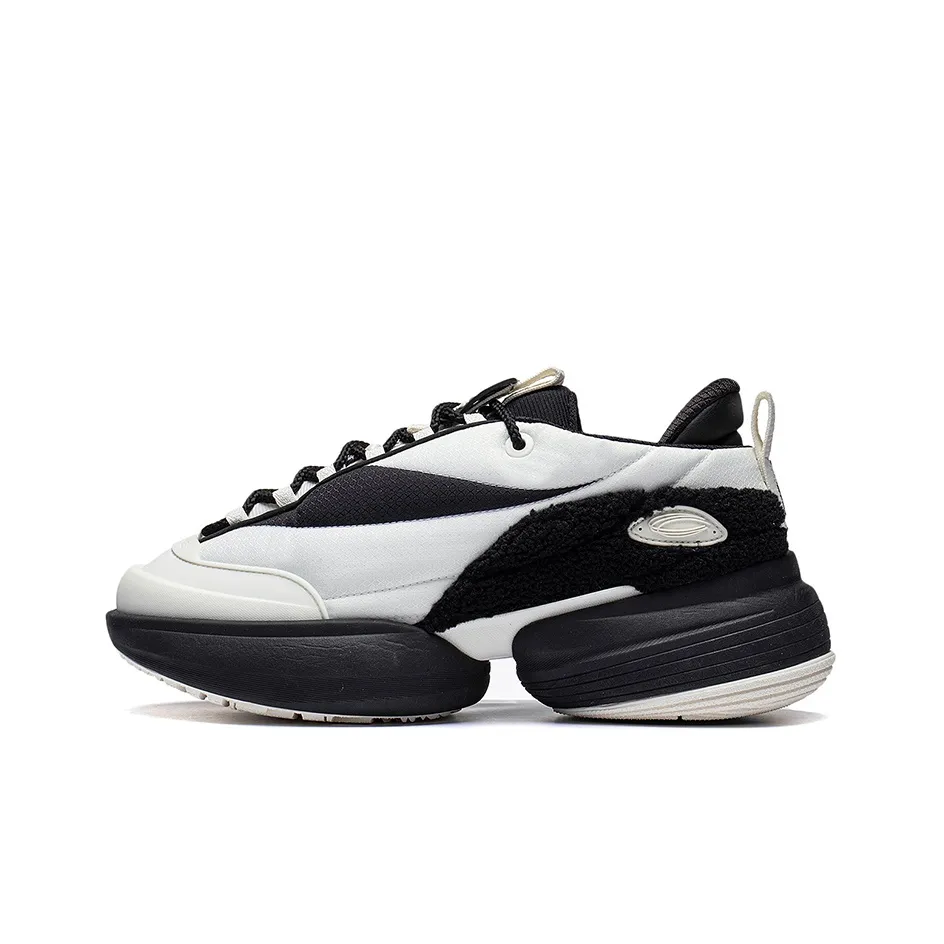 LINING CF Tracing Collection Ultra Distance V2 Low Top Спортивная Повседневная Обувь Унисекс Белый Черный