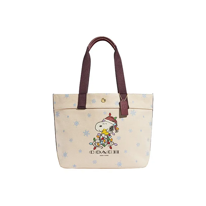 COACH Peanuts Snoopy Collaboration Pebbled Leather With Canvas Shoulder Bag, Handbag Tubas Women's Ecru