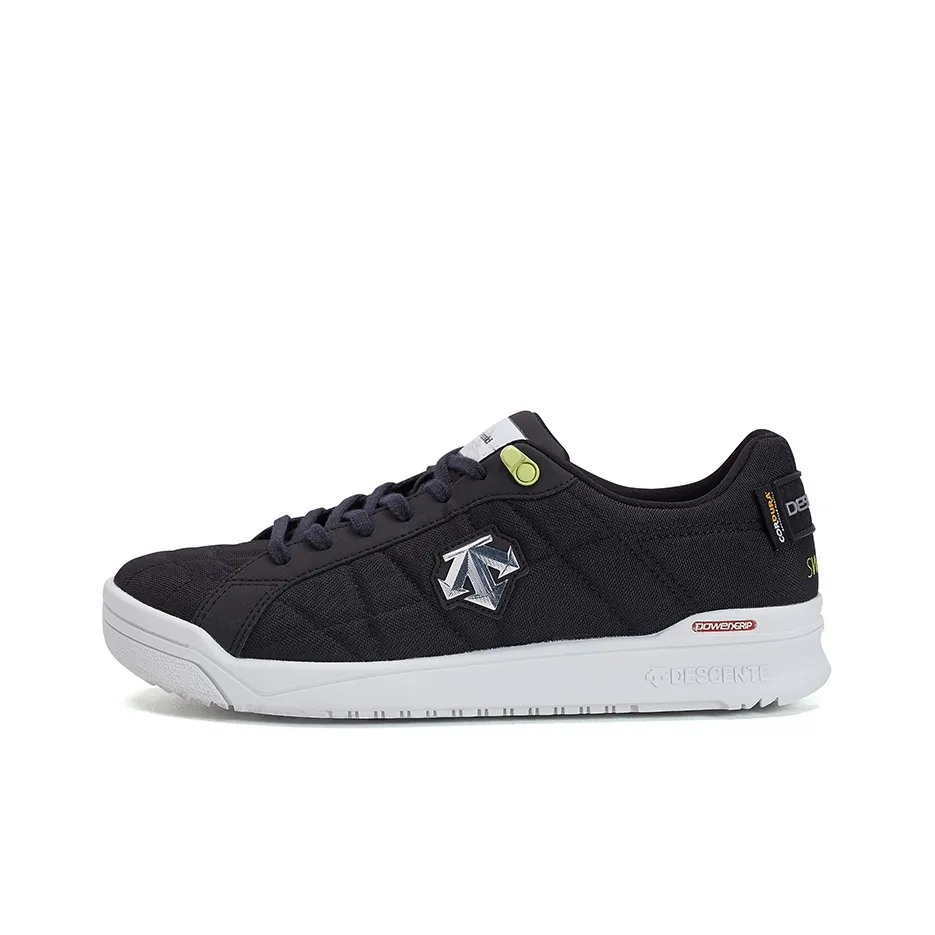 DESCENTE Ski Style Anti Slip Wear Resistant Lightweight Warm Quick Dry Low Top Casual Shoes Unisex Black