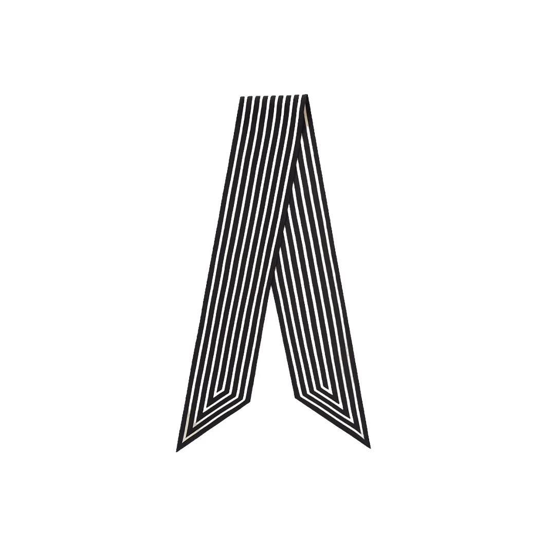 TOTEME Шелковые шарфы Черный Женские