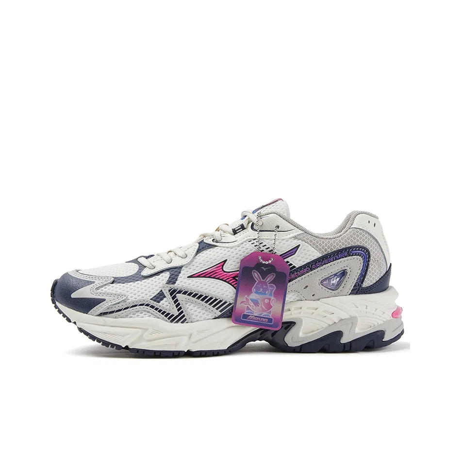 Mizuno Adventure Twe