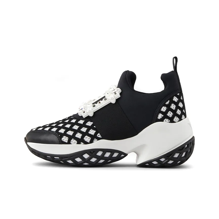 Roger Vivier Casual Shoes Women's Low Top Black