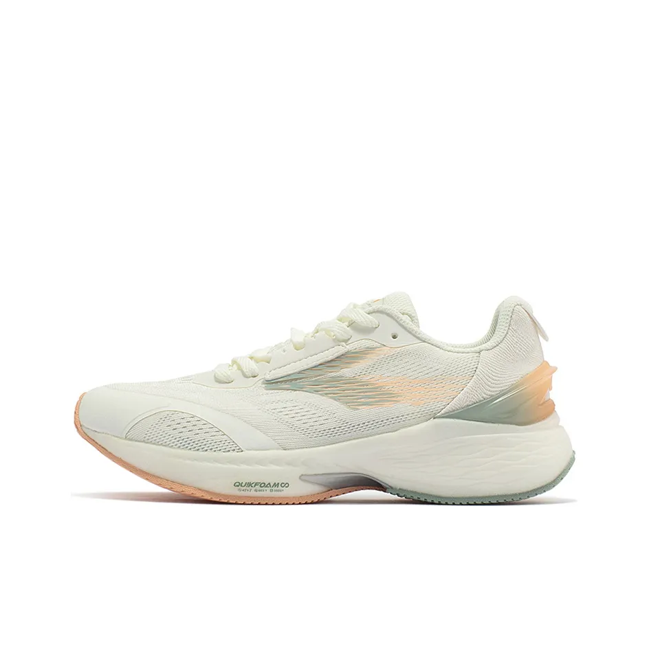 361° Q Эластичный Over 4,0 Супер Bouncy Over 4,0 Беговые кроссовки Женские Перьевой белый