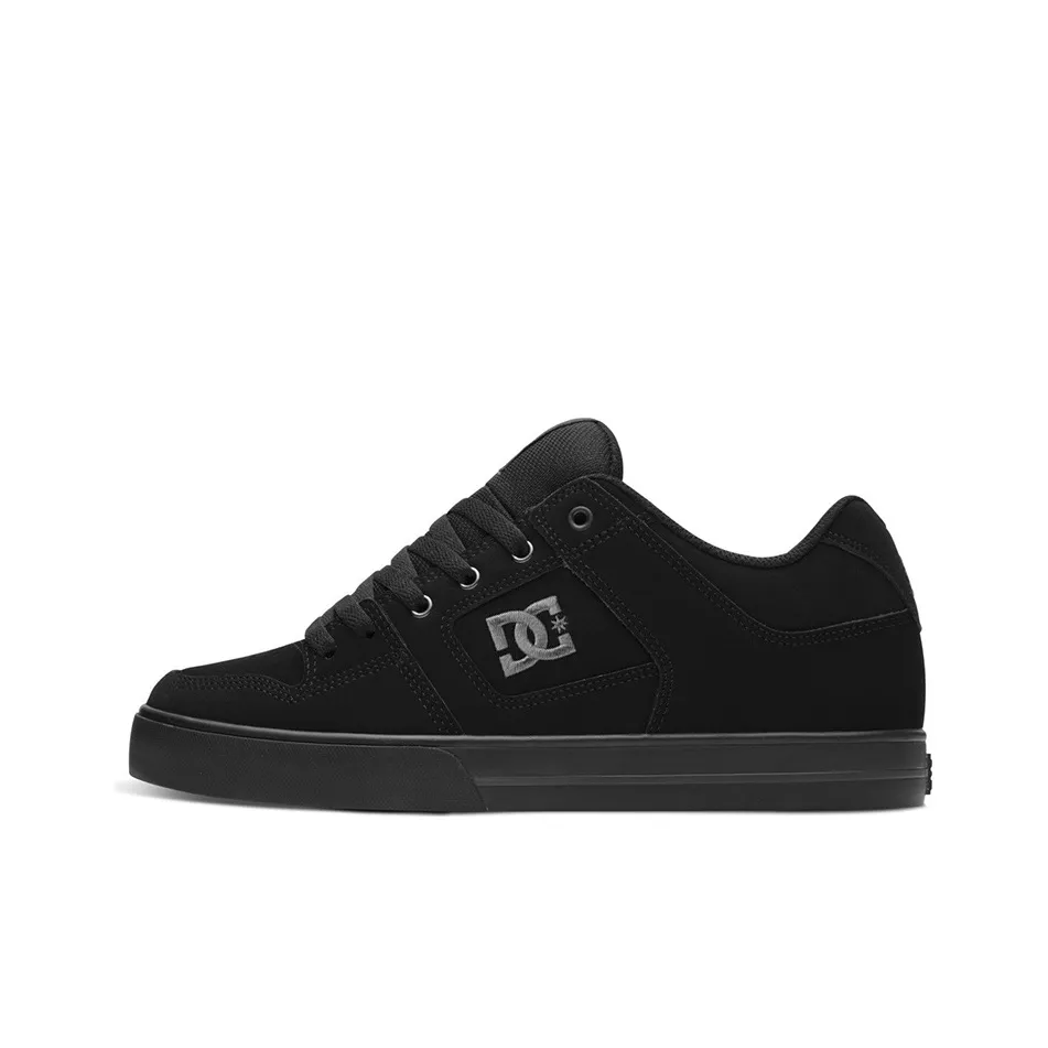 DC Shoes Low Top Skateboard Shoes Men's Black