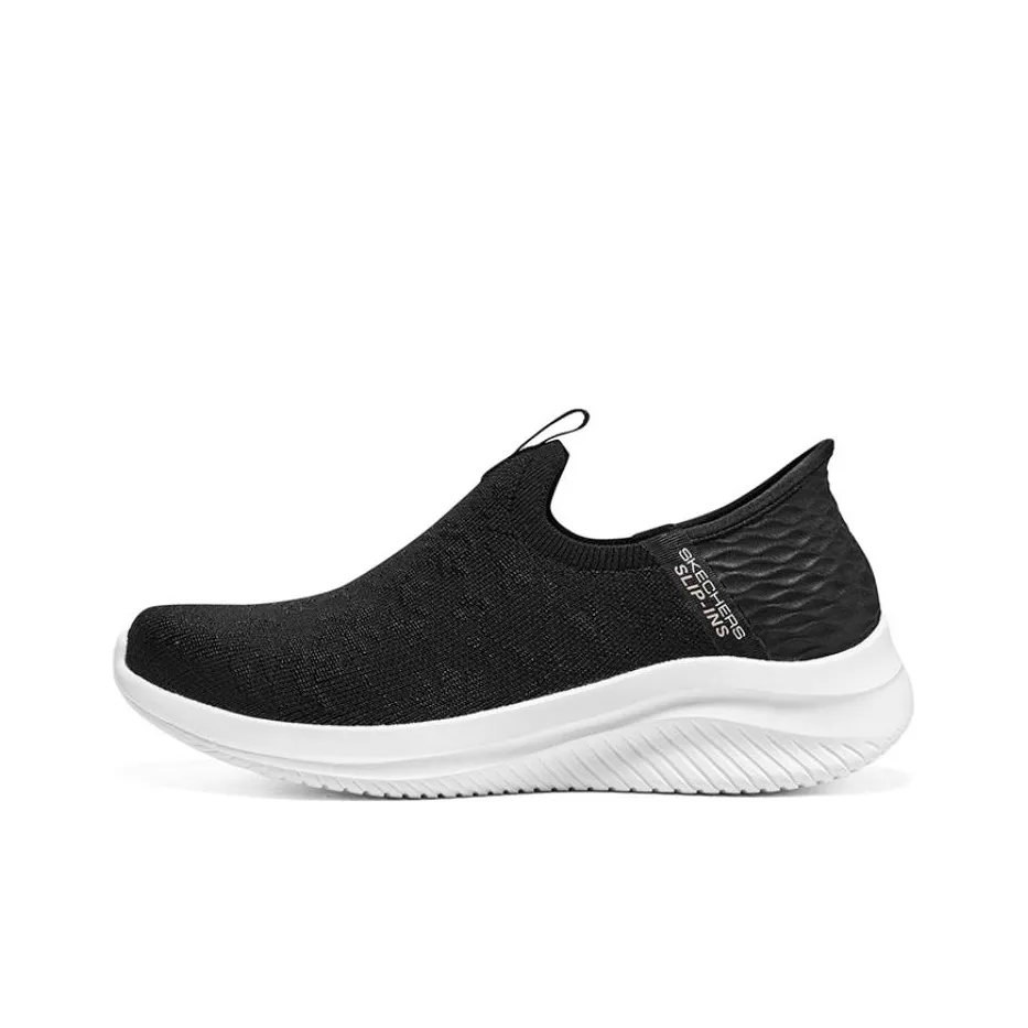 Skechers Ultra Flex 3,0 Hands Бесплатно Slip ins Низкий Топ Повседневный Женский Черный Белый