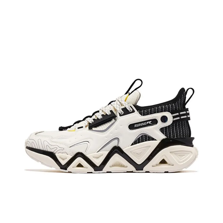 QIAODAN Shock Absorbers Slip Resistant Abrasion Resistant Low Top Running Shoes Men's White Black