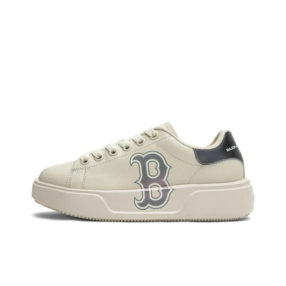 MLB Chunky Classic Boston Red Sox Anti Slip Wear Resistant Low Top Skateboard Shoes Unisex Cream Gray