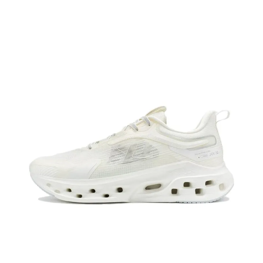 XTEP Shock Absorption Spinning 10,0 Slip Резистентный к истиранию Дышащий Низкий Топ Беговые кроссовки Мужские Белые