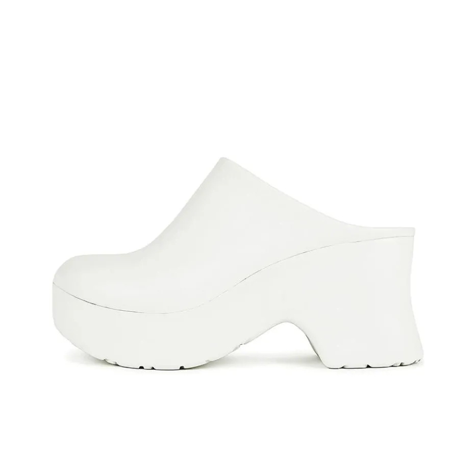 LOEWE Домашние тапочки Женские Белые