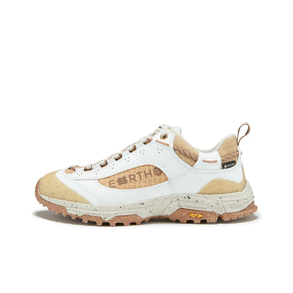 KOLON SPORT Move Earth Slip Resistant Waterproof Coverage Low Top Hiking Shoes Unisex Beige Yellow