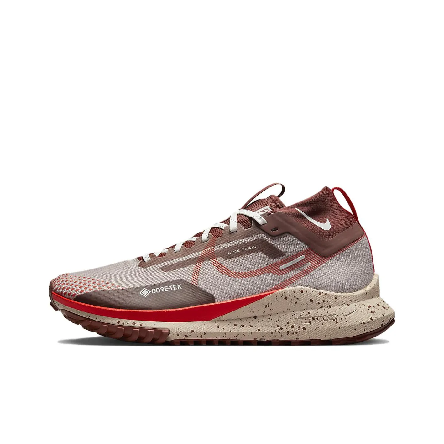 Nike React Pegasus Trail 4 Gore Tex Diffused Taupe Dark Pony Sail Picante Red