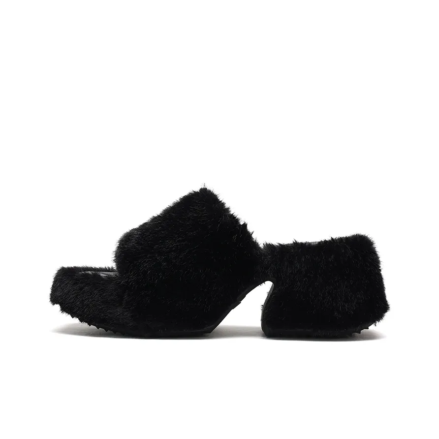 DAPHNE LAB Cushioning Quiet Slide Slippers Women's