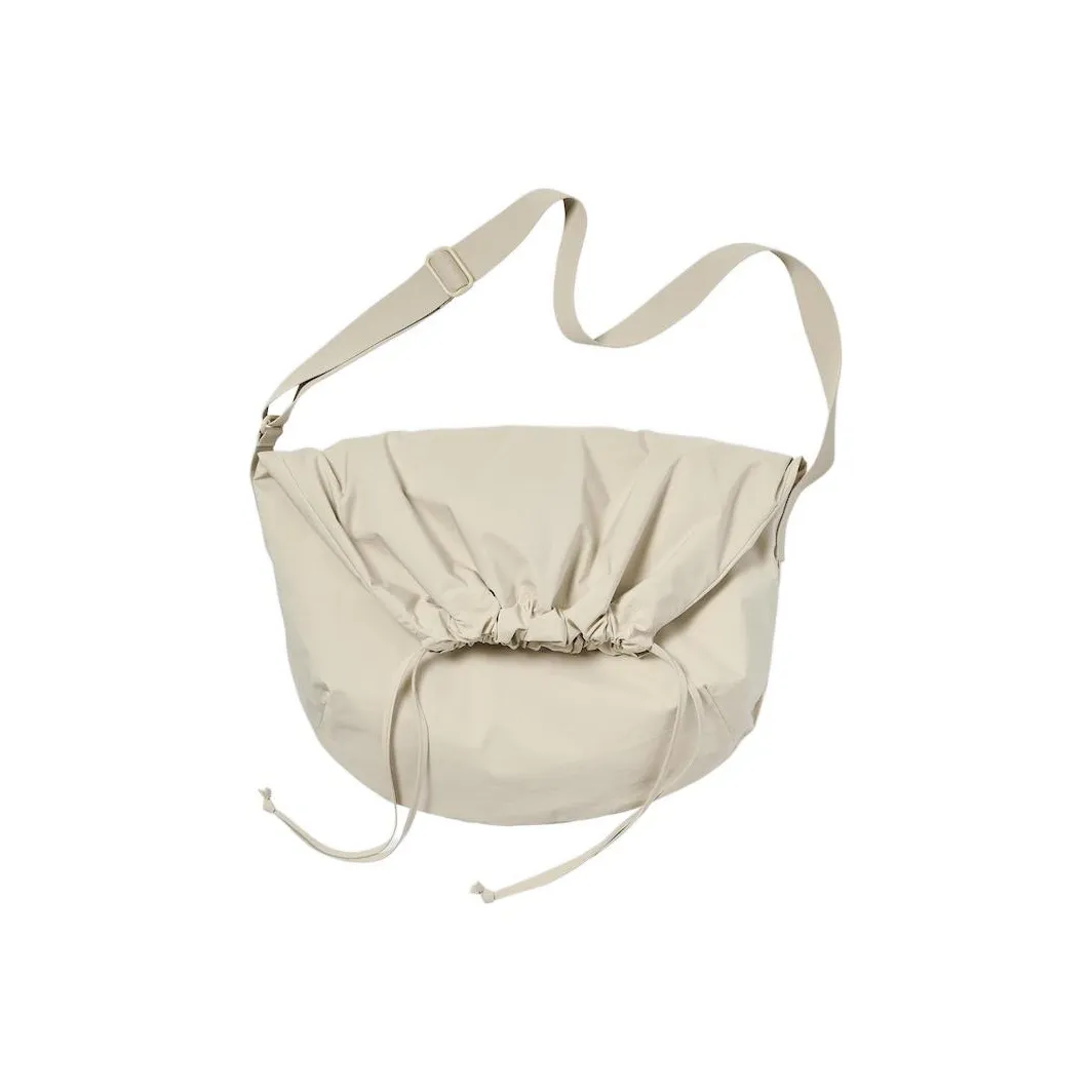 UNIQLO U Collection Полиэстер Сумка через плечо Unisex Light Бежевый