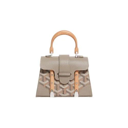 GOYARD Saigon Клатчи Женские
