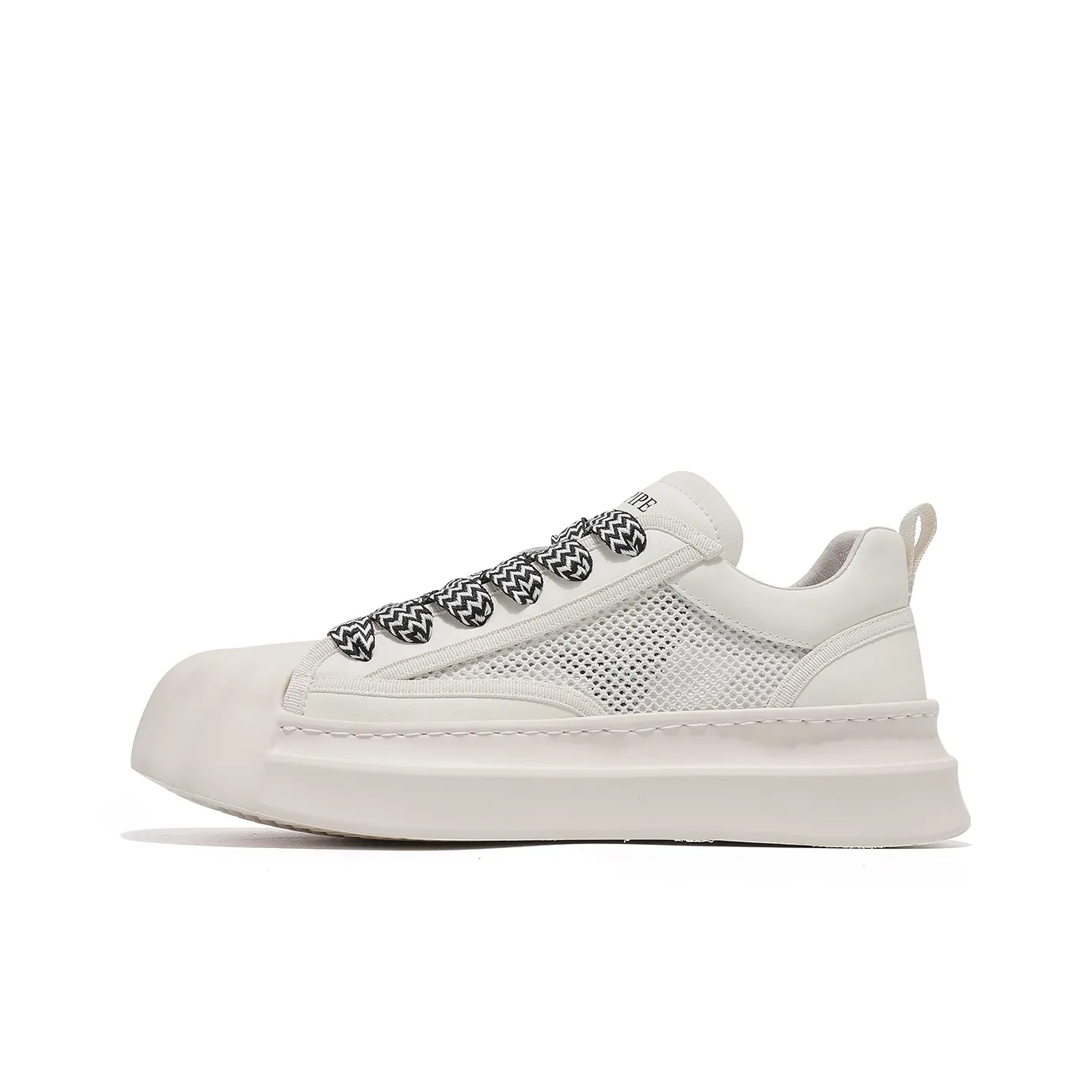TRUMPPIPE Stylish Skateboarding Shoes Men's White