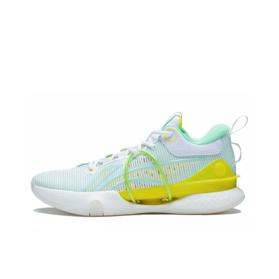 LINING Flash Strike 8 Summer Edition Basketball Shoes Men's Low Top Standard White/Light Mint Green