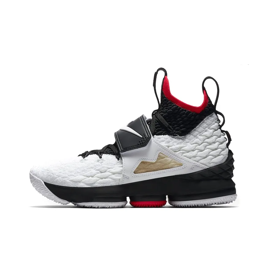 Nike LeBron 15 Diamond Turf