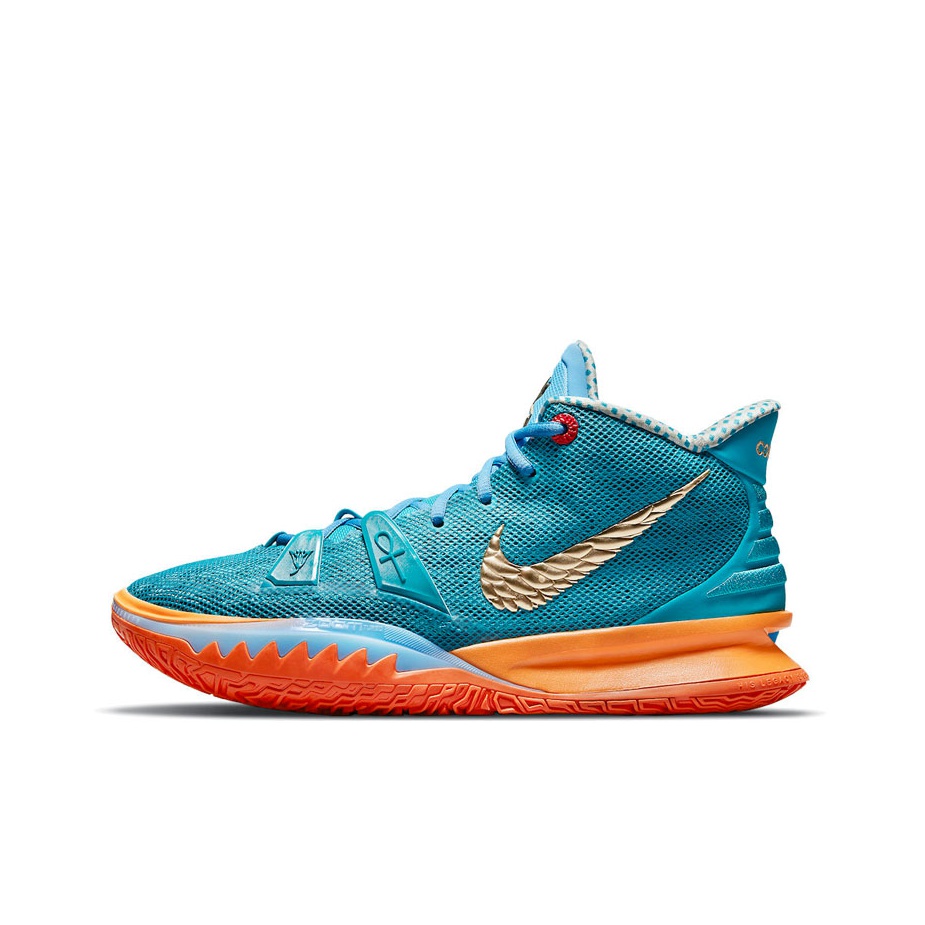 kyrie 7 or 8