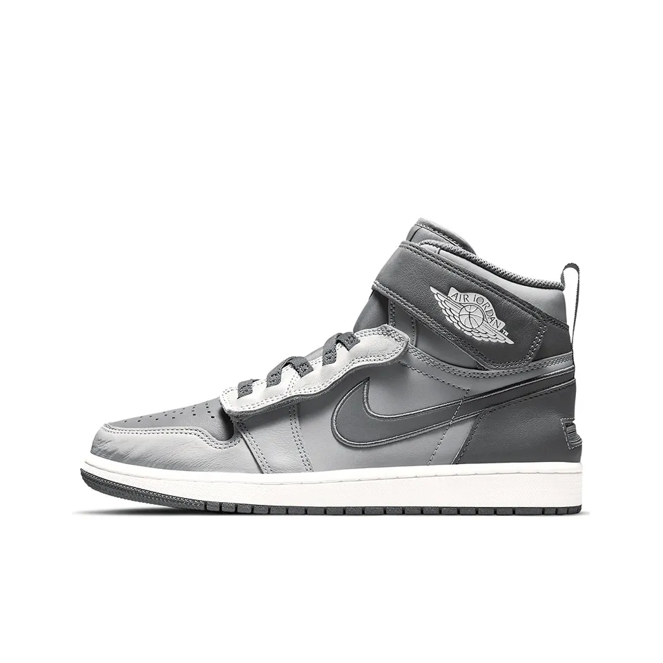 Jordan 1 High FlyEase Light Smoke Grey