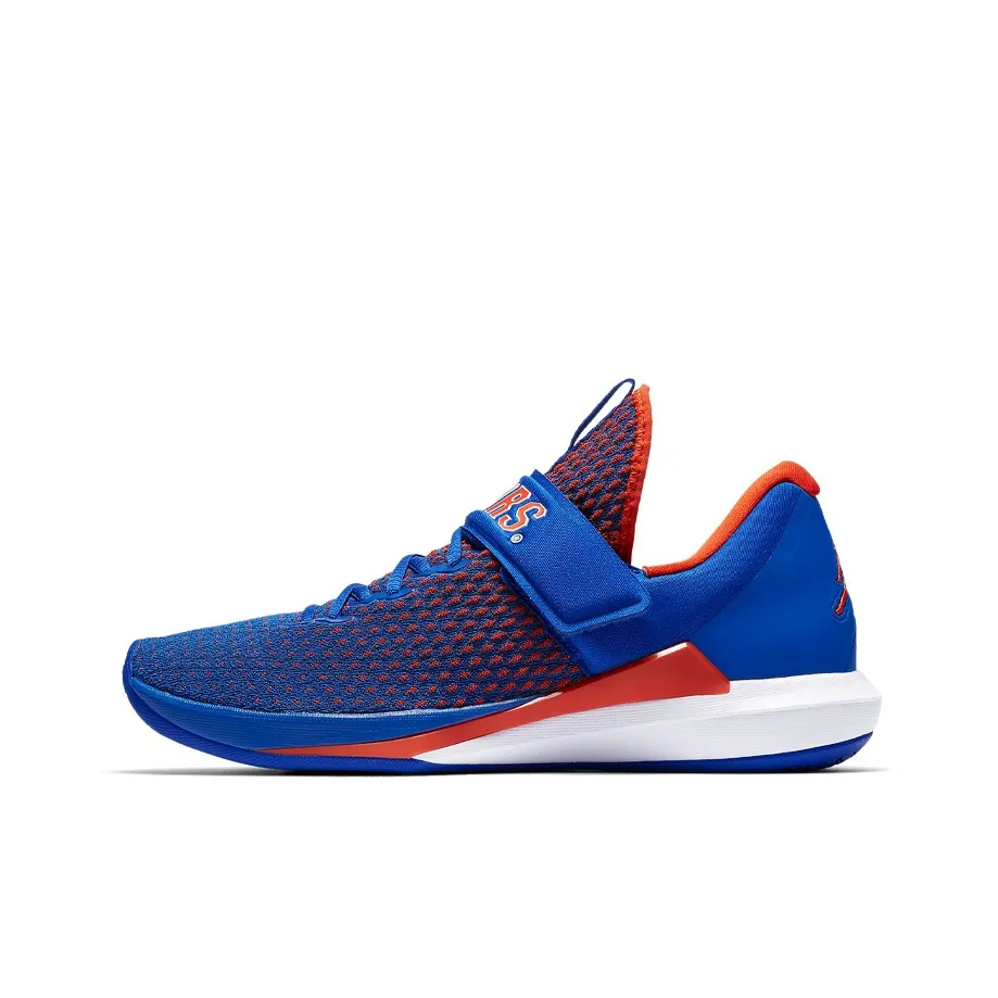 Кроссовки nike air jordan 1 retro university blue