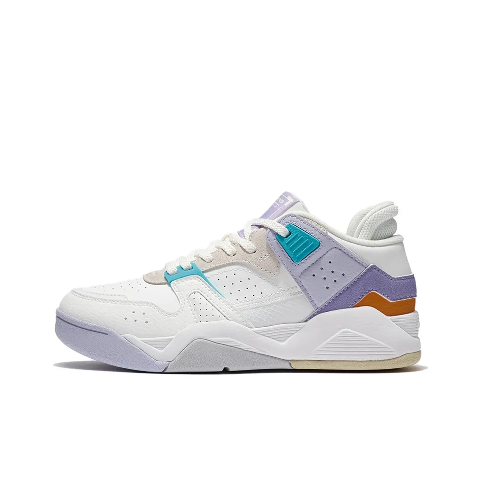 LiNing Wear Resistant Low Top Vintage Basketball Shoes Women's White Purple