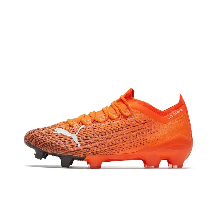 PUMA Soccer Shoes Men Low Top Orange/Black