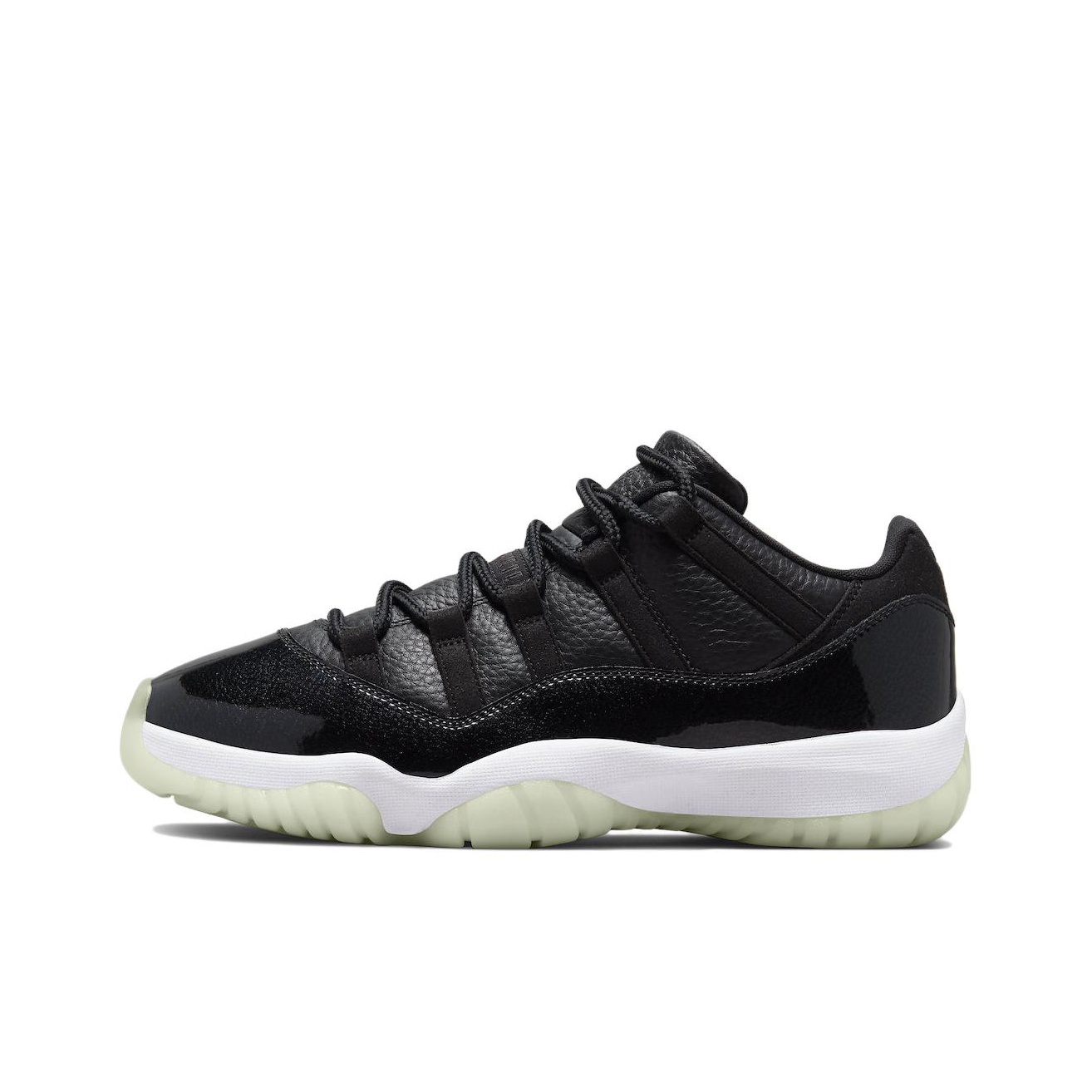 Jordan 11 low sizing deals