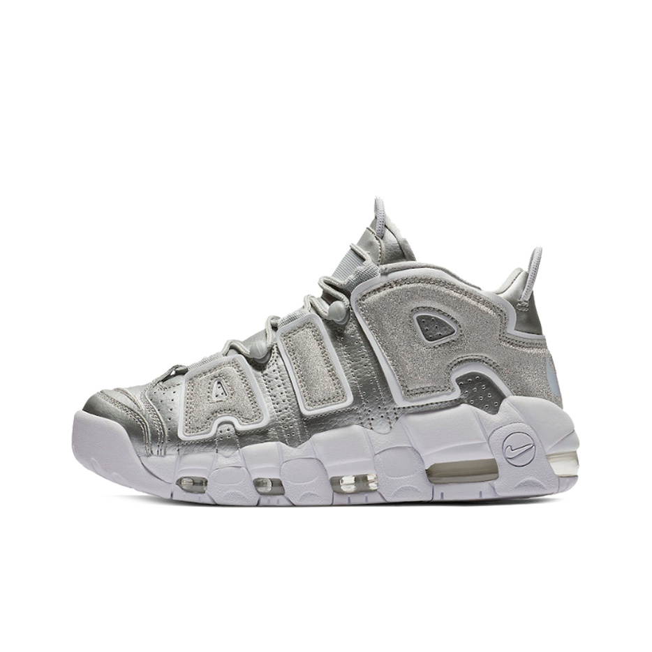 nike women's shoes clear bottom