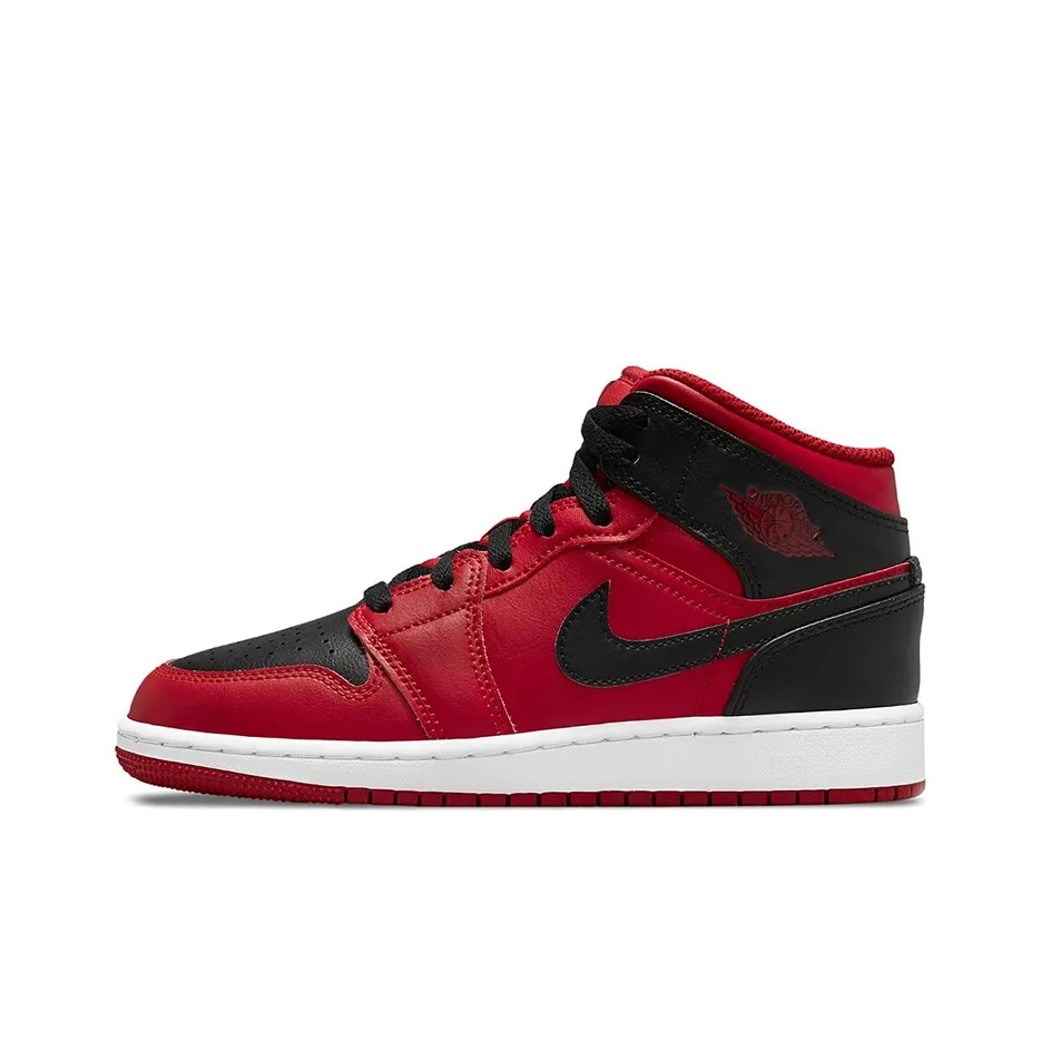 Air Jordan 1 Mid 'Reverse Bred'