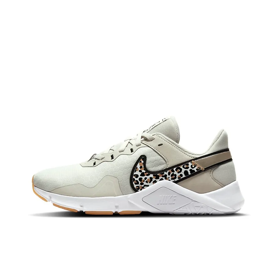 Nike Legend Essential 2 Premium 
Leopard
 Women
s