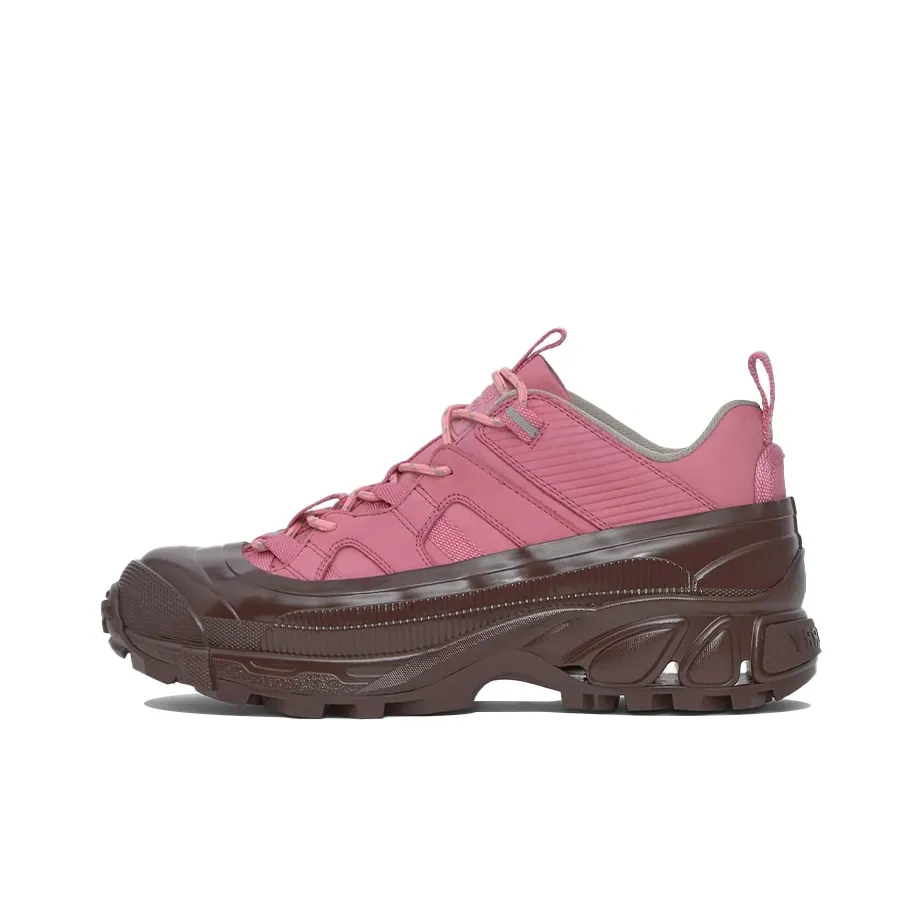 Burberry Arthur Low Top Casual Shoes Men's Pink