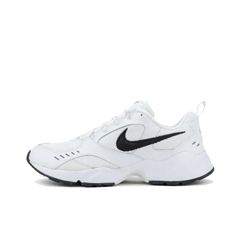 Nike Air Heights White/Black