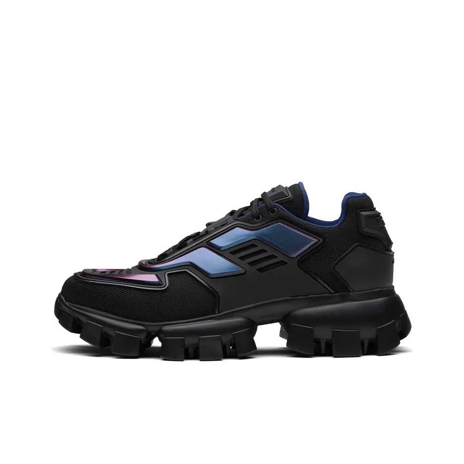 want a hiking boot that can also be used for simple walks in the park or in well-maintained trails