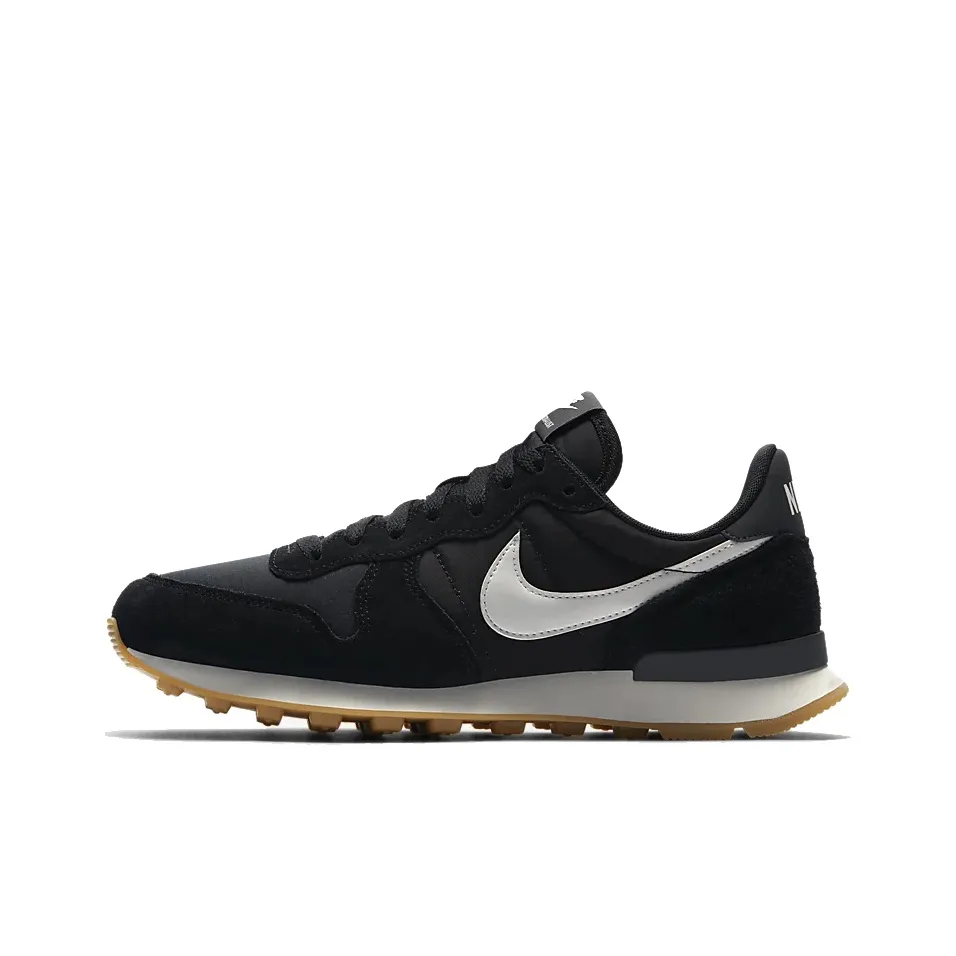 Nike Internationalist 'Black Gum' Women's