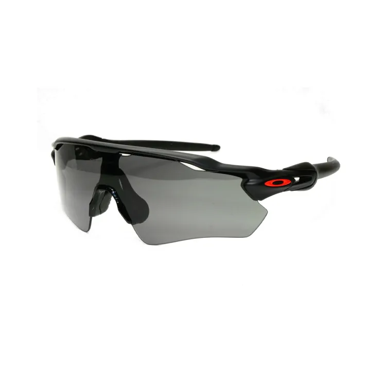 Top 2000s Oakley Glasses: a Nostalgic Look at Iconic Styles