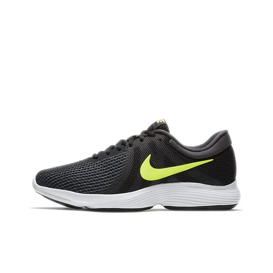 Nike Revolution 4 'Black'