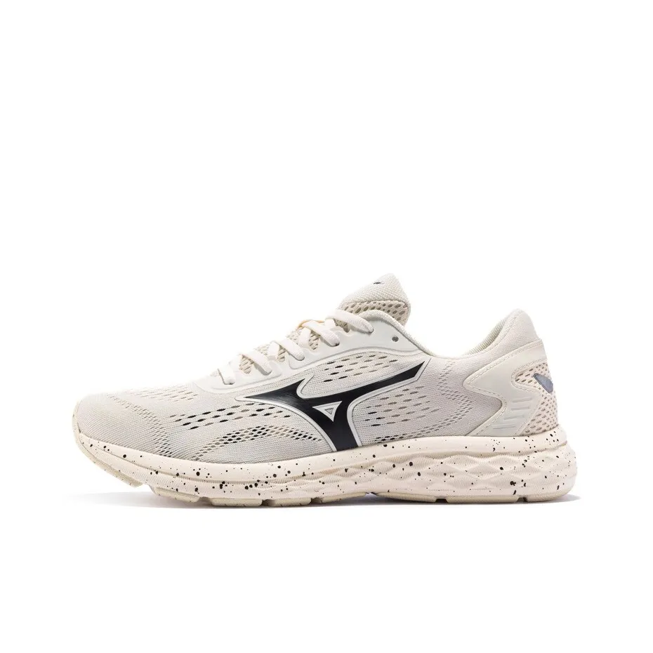Mizuno RC 01 Beige/White