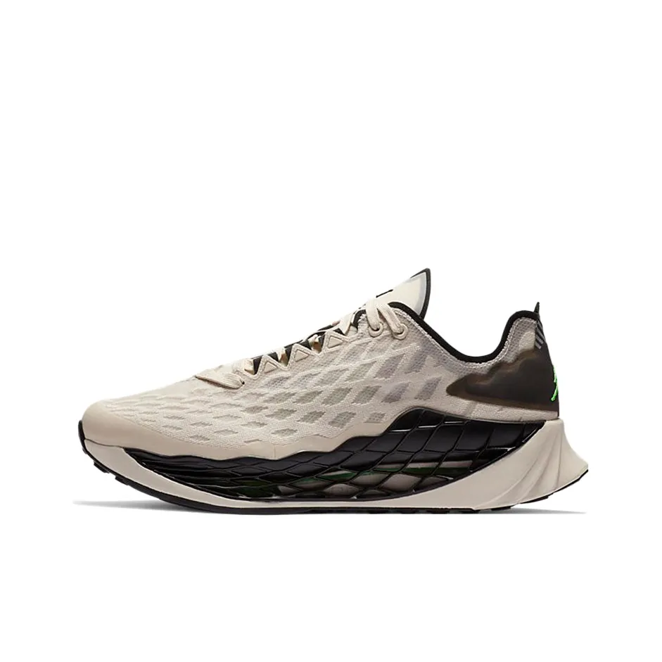 JORDAN Zoom Trunner Ultimate Light Orewood Brown