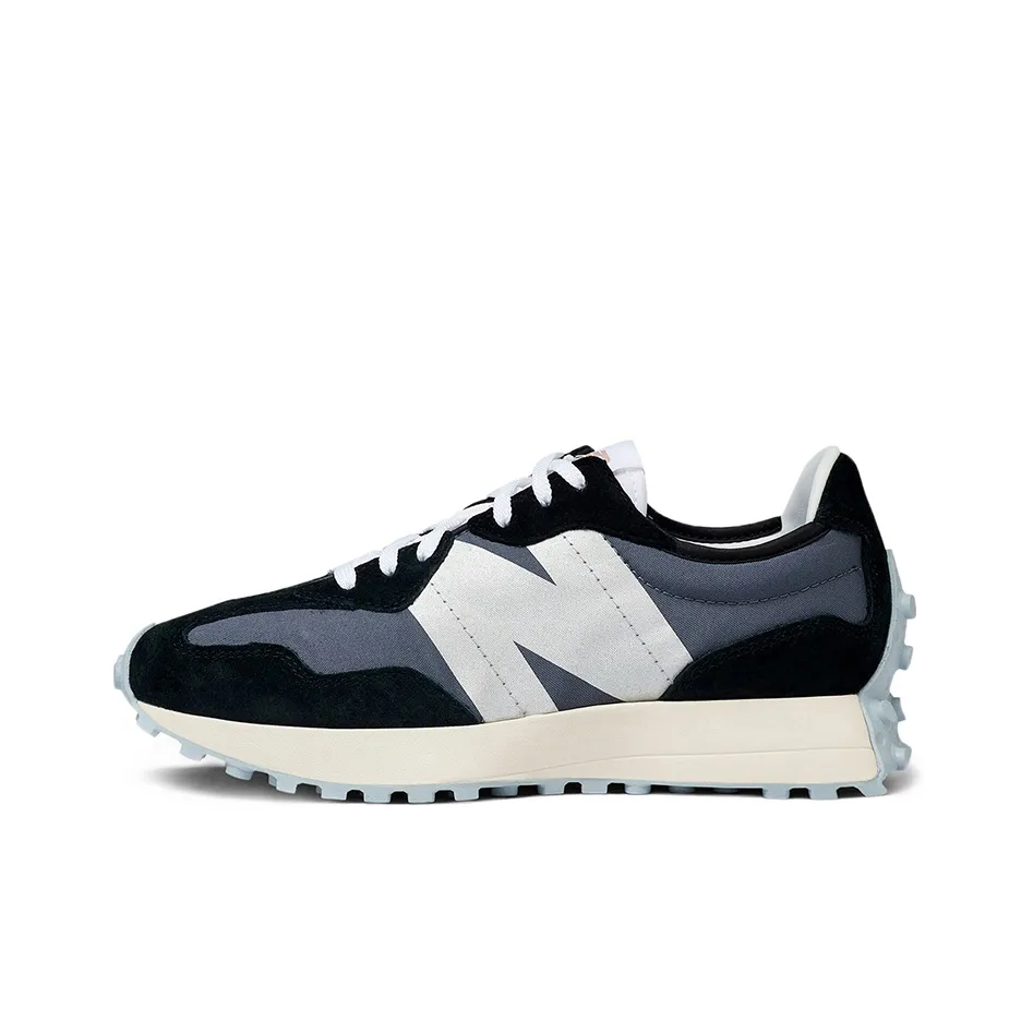 New Balance 327 Black Women
s