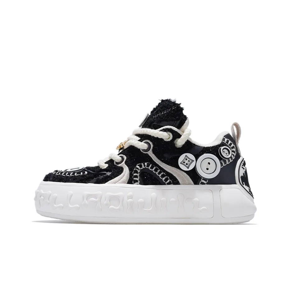 Palladium Low-Top Skateboard Shoes Unisex Black White