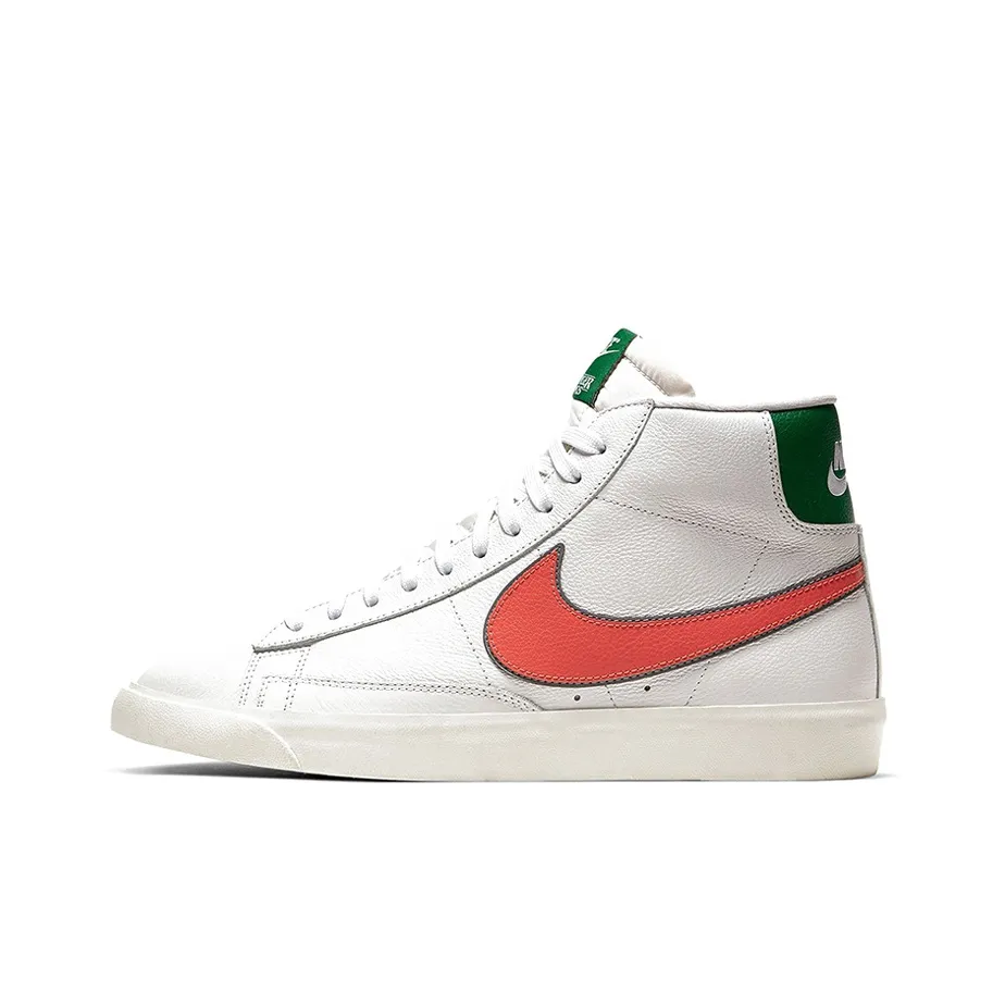 Nike Blazer Mid Stranger Things Hawkins High School