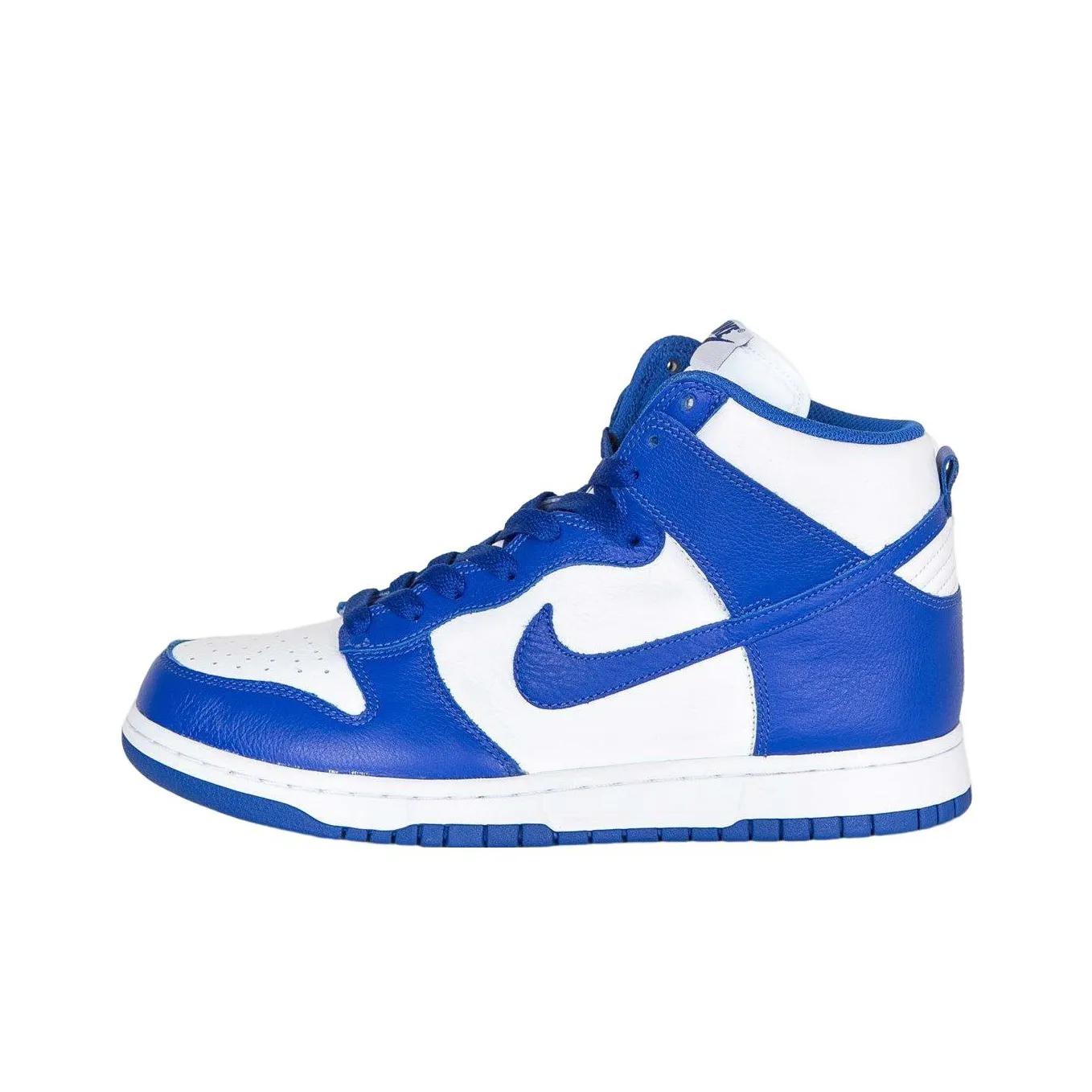 sneakers are imbued with the brand's renowned GEL technology for superior foot support
